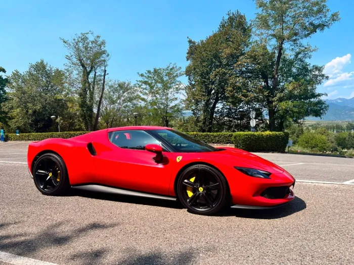 Ferrari 296 GTB GTB DCT -