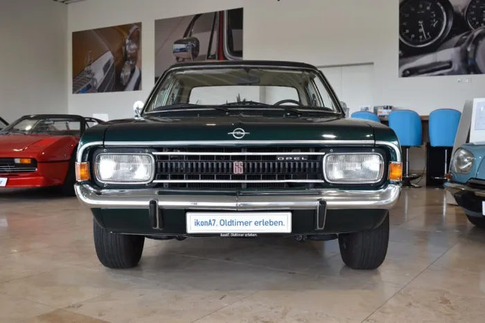 Opel Commodore