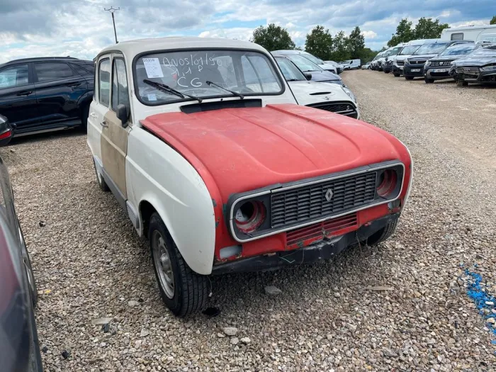 Renault R4 Clan 1.1 35 / BG449