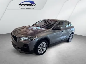 BMW X2 sDrive18i Advantage PDC Shz HiFi Tempomat Nav