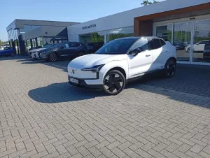 Volvo EX30 Ultra Single Ext. 2WD Pure Electric
