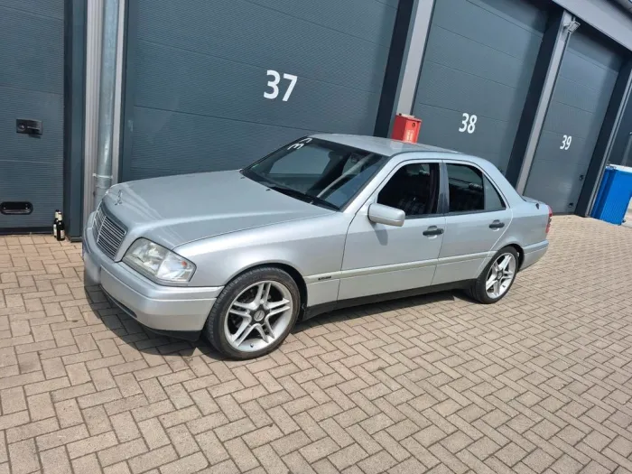 Mercedes-Benz W202 C230 Kompressor