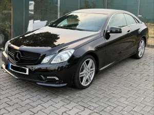 Mercedes-Benz E 250 Coupé E 250 CGI AMG line