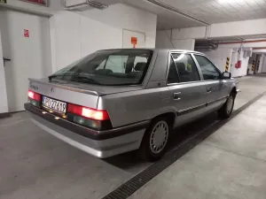 Renault R 25