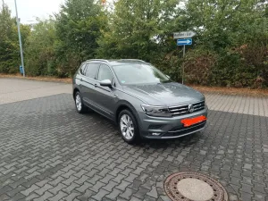 Volkswagen Tiguan Allspace Highline DSG - HUD - AHK - ACC
