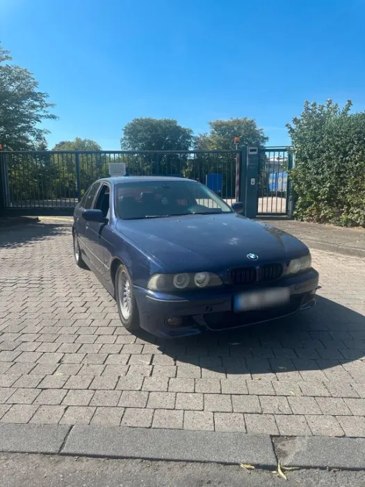BMW 528i E39