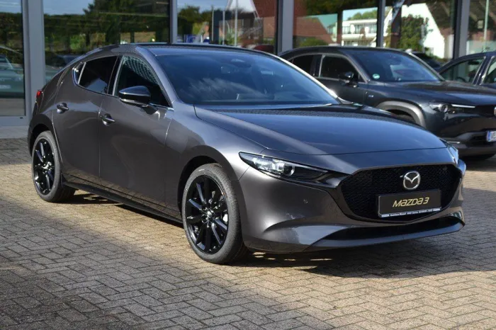 Mazda 3 2.5L e-SKYACTIV G 140ps 6MT FWD Homura