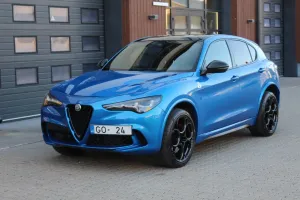 Alfa Romeo Stelvio Quadrifoglio Q4 - VOLL, LED, TOP ZUSTAND