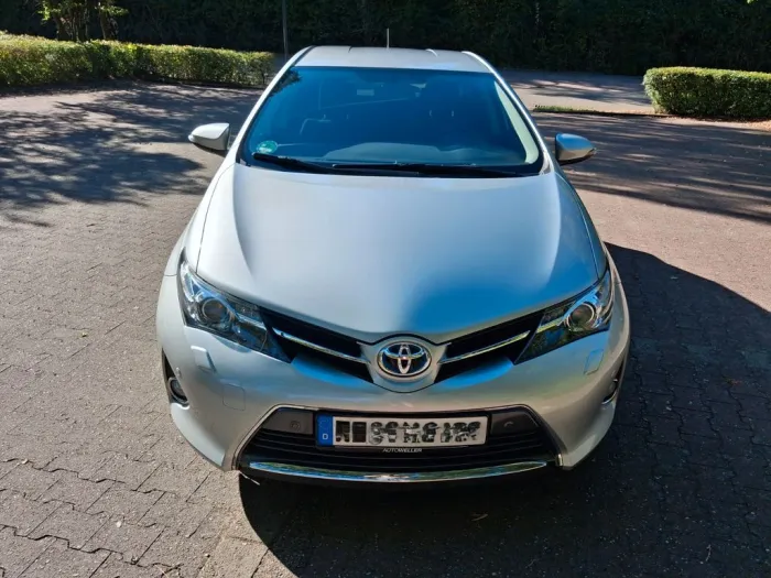Toyota Auris Comfort Hybrid Automatik Executive