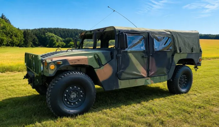Hummer H1 Humvee M998 