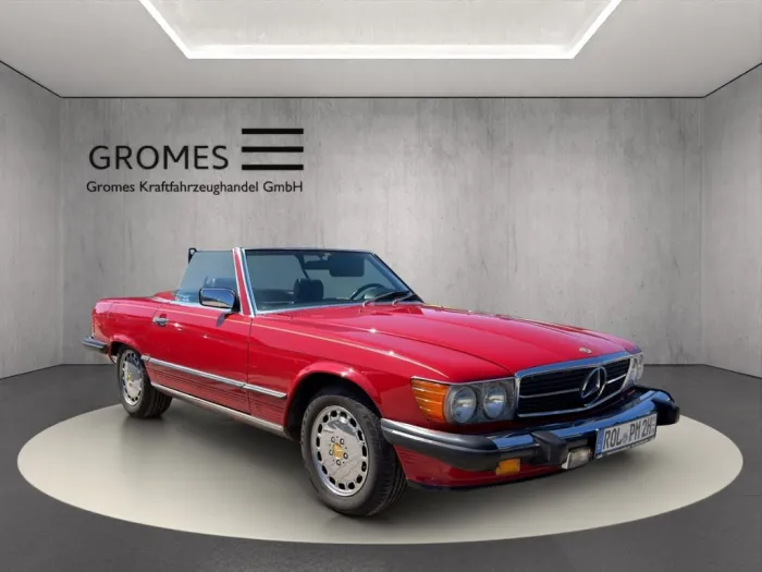 Mercedes-Benz SL 560 Automatik. R107