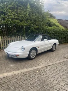 Alfa Romeo Spider 4