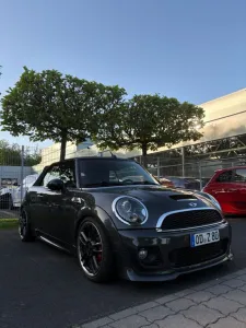 MINI John Cooper Works Cabrio LCI 2011
