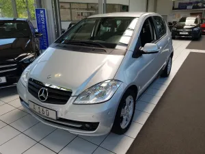 Mercedes-Benz A 160 CLASSIC AUTOMATIK TEMPO PTS SHZ