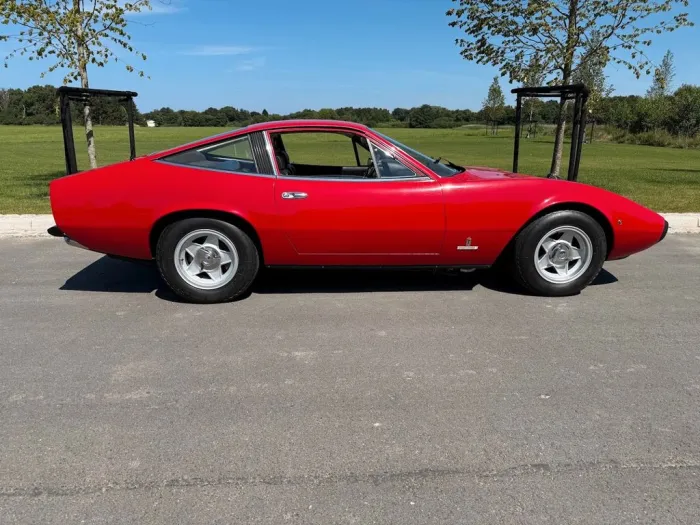 Ferrari 365 GTC/4 