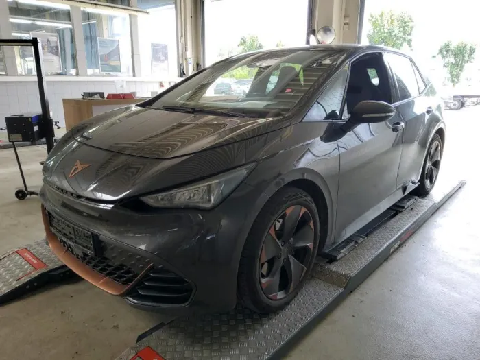 Cupra Born 150 kW Dinamica Sitzheizung ACC R.Kamera