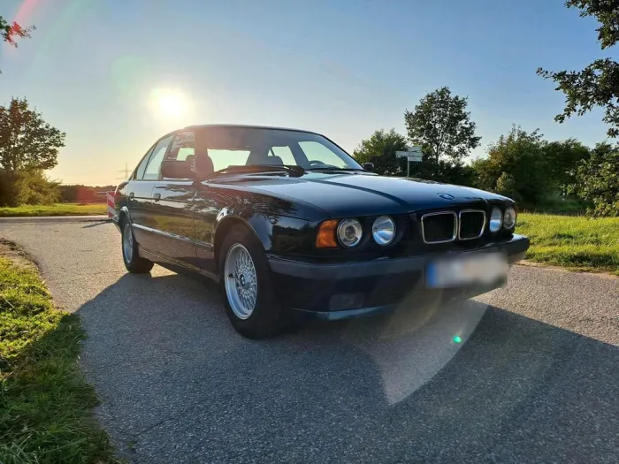 BMW 525iA Executive E34 Shadowline