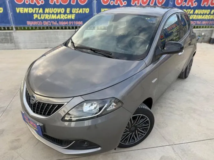 Lancia LANCIA Ypsilon Hybrid Gold GARANZIA