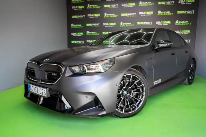 BMW M5 Limousine Basis