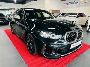 BMW M135i xDrive Lim. Aut/LED/HUP/InnoPak/Sportsitze