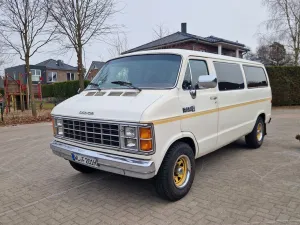 Dodge RAM Van V8 5,2l H-Kennzeichen