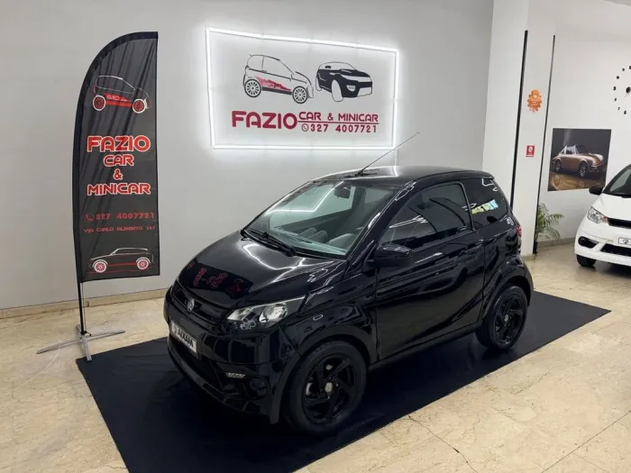 Aixam City Total Black