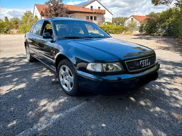 Audi A8 4.2 Quattro, TÜV, Bose, Sportsitze...