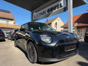 MINI COOPER BEV Cooper E Essential Trim Navi  Kamera