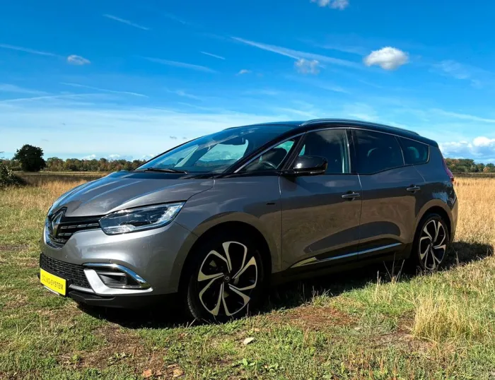 Renault Scenic IV Grand Black Edition - 1. HAND 7 SITZE