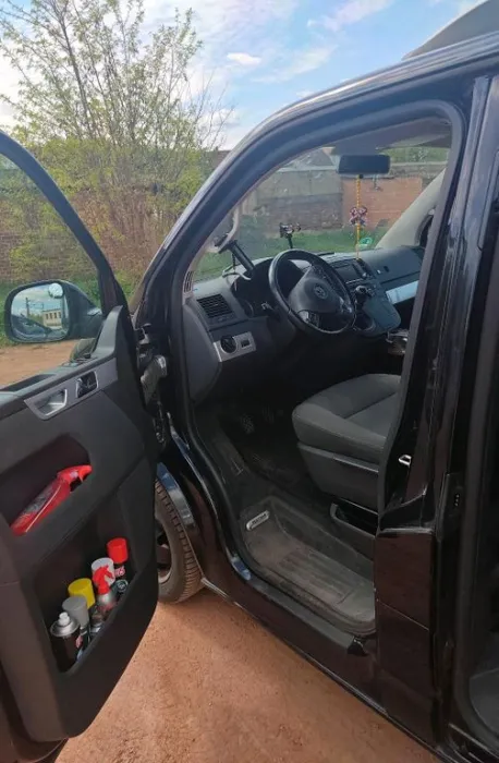 Volkswagen VW Multivan T5