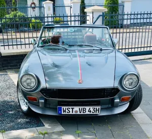Fiat 124 Spider 2000