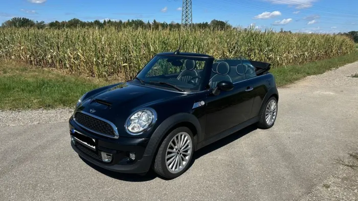 MINI Cooper S Cabrio Leder Navi 8-fach Service