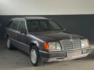 Mercedes-Benz E 250TD Automatik/Schiebedach/Elektr. Fenster