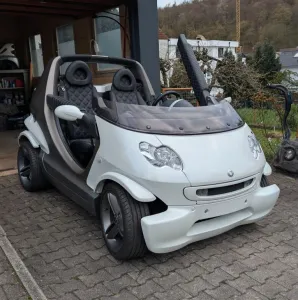 Smart Crossblade in weiß und Echtleder Ausstattung 