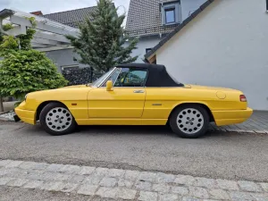 Alfa Romeo Alfa Spider 4 gelb schwarz schwarz Hardtop
