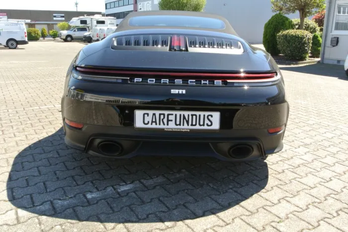 Porsche 992 cabrio, mod 2025,schw/schw,pdc,abgas,bose,21