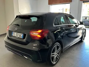 Mercedes-Benz Mercedes-benz A 160 d Premium