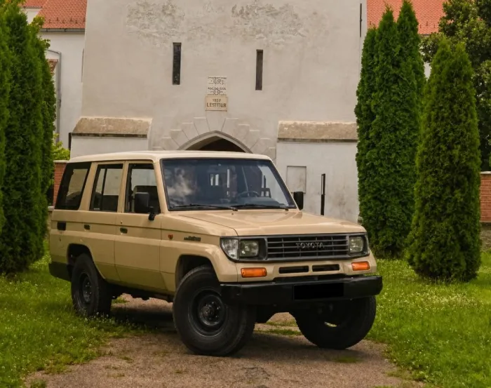 Toyota Land Cruiser FJ79 LV KR, 2.8L off frame rest TÜV