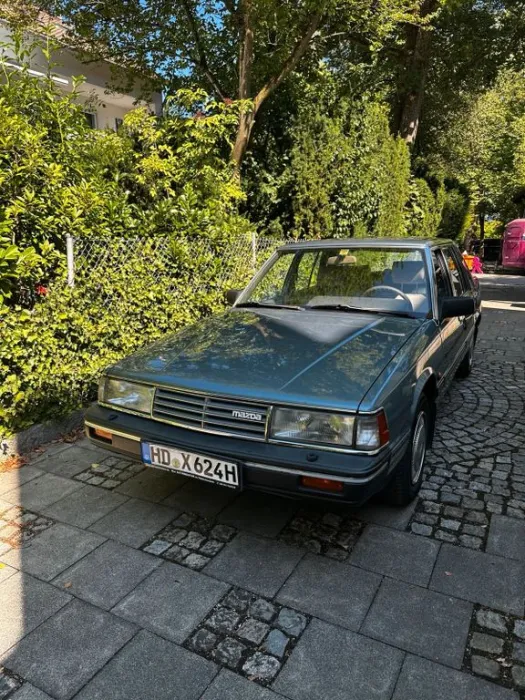 Mazda 929 II HB