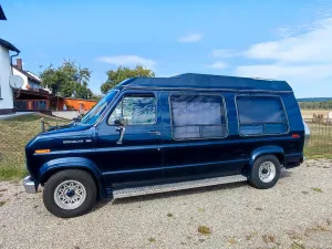 Ford Econoline E 150