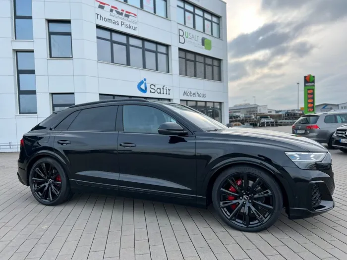 Audi SQ8 TFSI quattro tiptronic