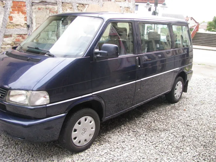 Volkswagen T4 Caravelle 2.5 TDI Kat Standard