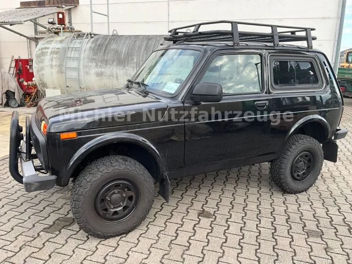 Lada Niva 6000Kilomerter  !! Klima Dachgepäckträger F