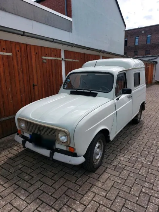 Renault R4 F4