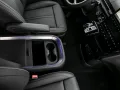 Hyundai Staria Signature Hybrid 2WD 7-Sitzer Park-Paket