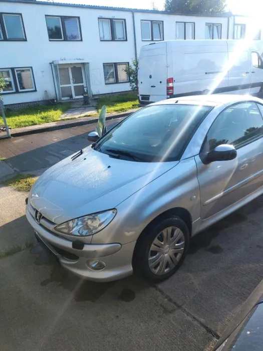 Peugeot 206 CC Cabriolet, 140.000 km.
