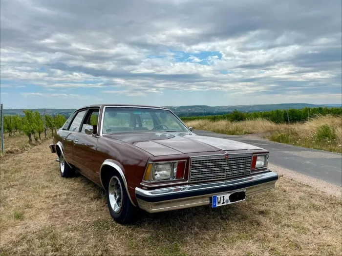 Chevrolet Malibu Classic 5,0L V8 H Zulassu...