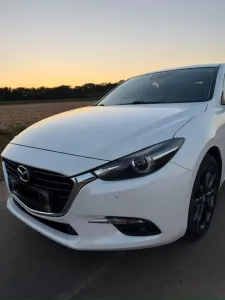 Mazda 3 1.5 SKYACTIV-D 105 Center-Line Center-Line