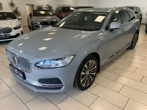 Volvo V90 Core Recharge Hybrid AWD dig.Cockpit Leder
