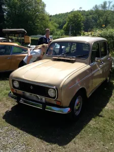Renault R 4
